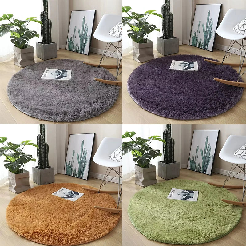 Plush round carpet